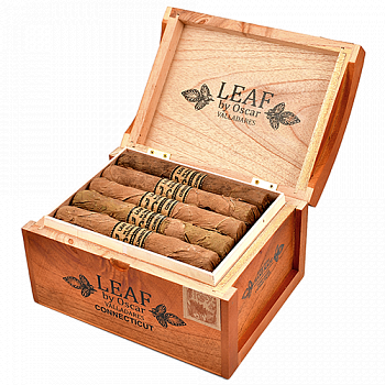  Oscar Valladares - Leaf Connecticut Toro (1 .)