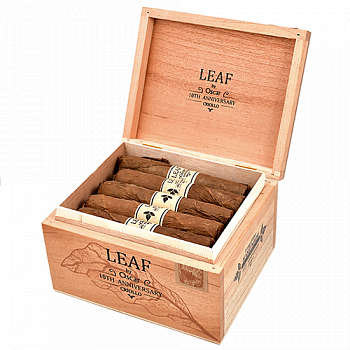  Oscar Valladares - 10-th Anniversary Leaf Criollo Sixty (1 .)