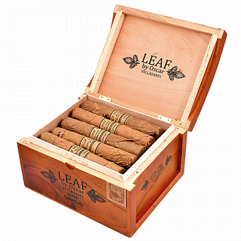  Oscar Valladares - Leaf Corojo Sixty (1 .)