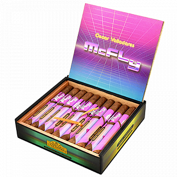 Сигара Oscar Valladares - Mc Fly Churchill (1 шт.) Сигара Oscar Valladares - Mc Fly Churchill (1 шт.)